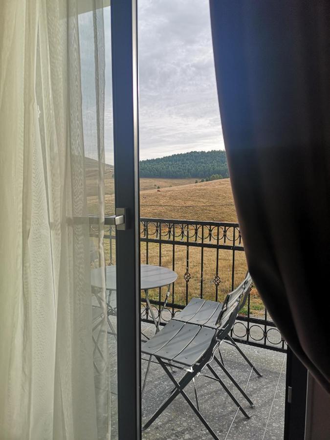 Adonis 201 * Zlatibor
